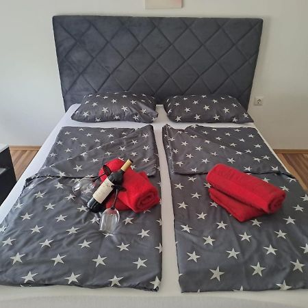 Studio Apartman Bf Slavonski Brod Exteriör bild