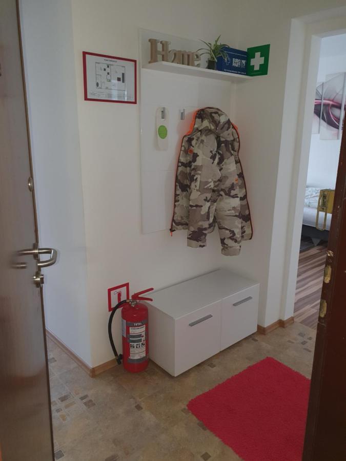 Studio Apartman Bf Slavonski Brod Exteriör bild