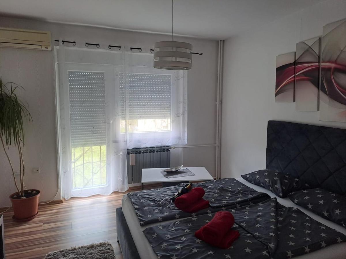 Studio Apartman Bf Slavonski Brod Exteriör bild